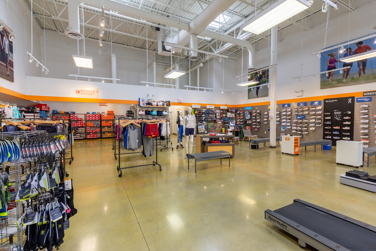 Running Shoe Store Chicago IL | Walking Shoes & Running Gear | Road ...